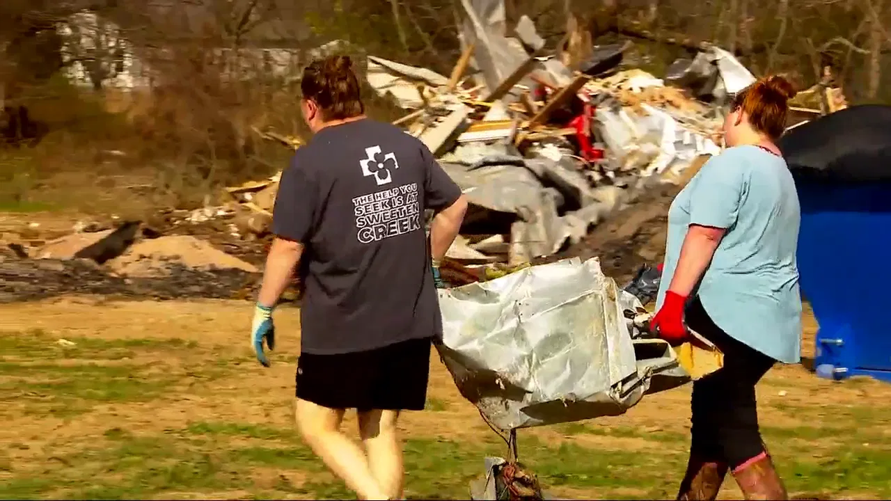 BLUE RIDGE COMMUNITY COLLEGE STUDENTS VOLUNTEER IN POST-HELENE CLEANUP